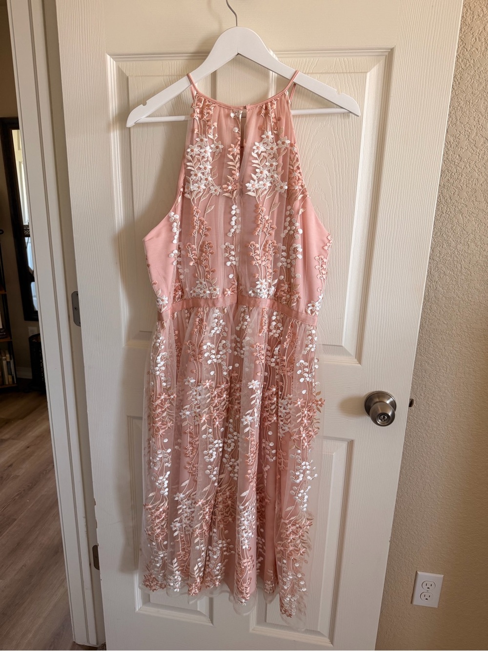 Maggy London Peach-Pink Spaghetti Strap Dress